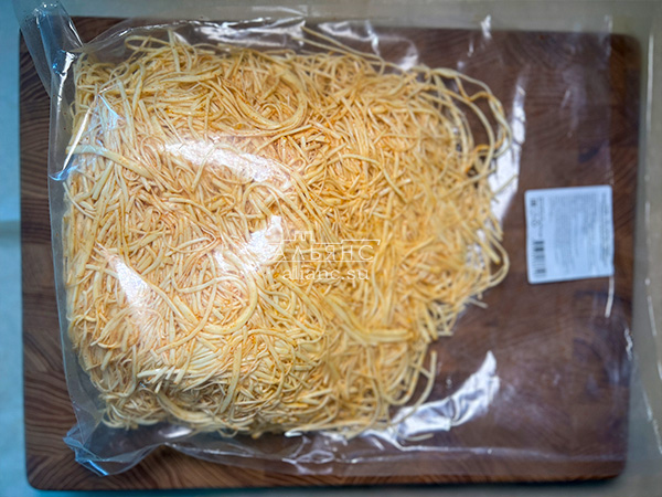 Сырный продукт ФЕРМЕРСКИЙ паутинка с паприкой в Балаково