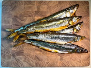 Джерки говяжьи со вкусом чеснока 45 гр.: Корюшка Х/К ГОСТ (крупная)